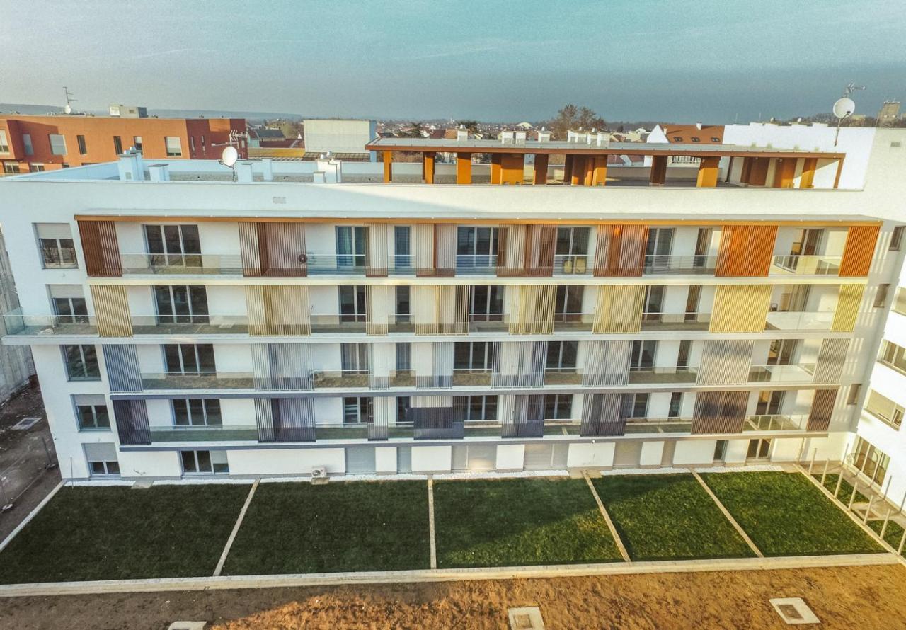 Studio Apartman Dakovo In מראה חיצוני תמונה